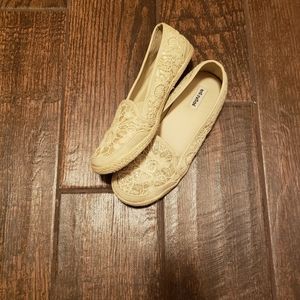 Not Rated 7.5 womens glitter loafers